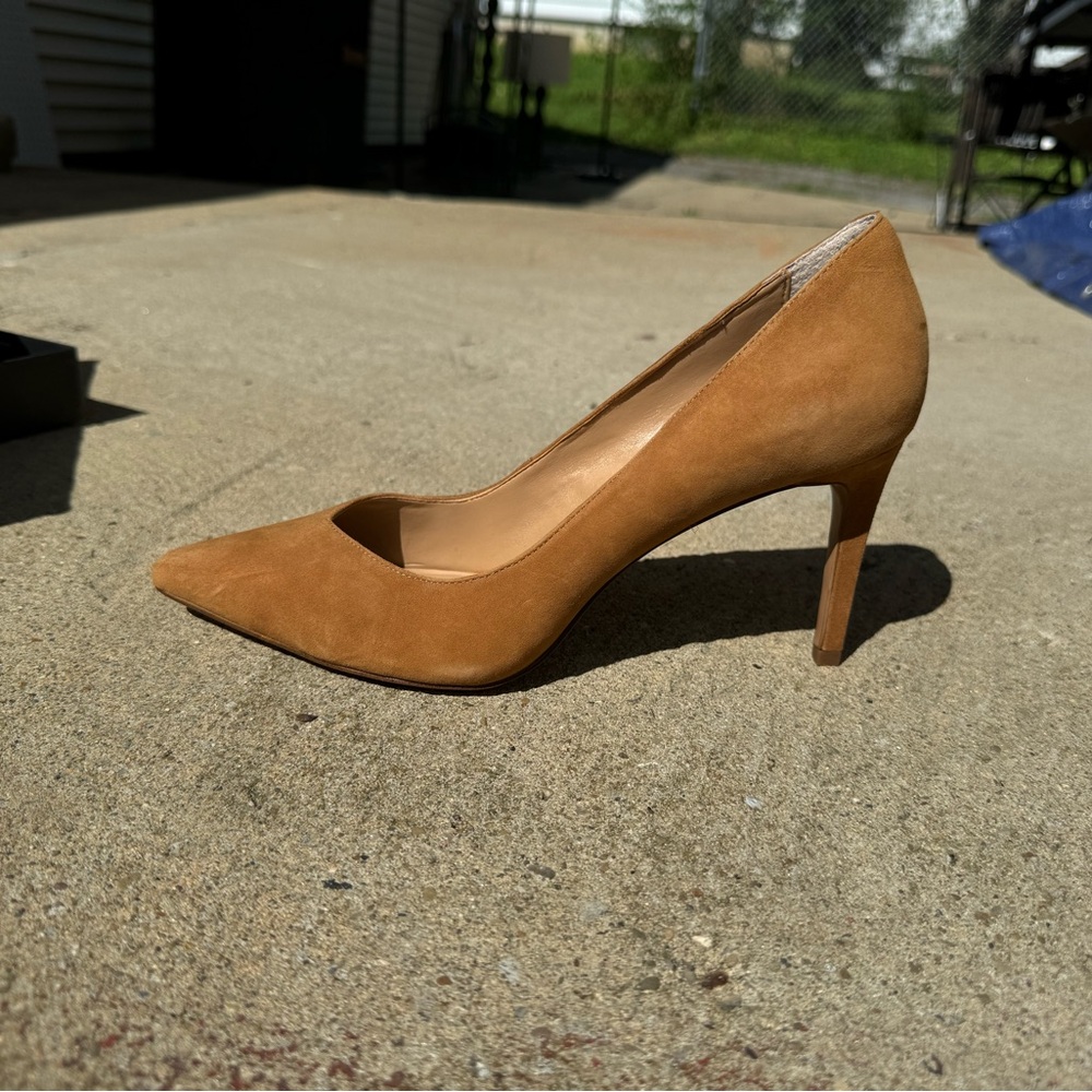 Banana republic heels worn once